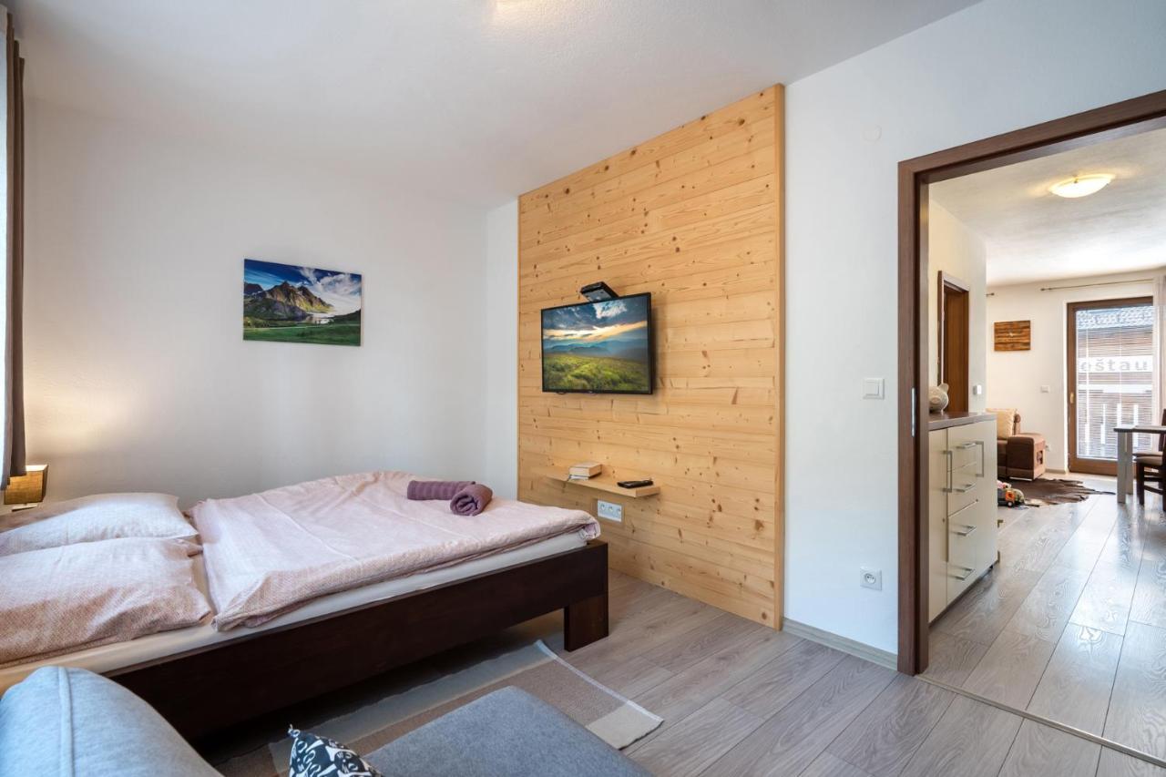Apartment Anna Chopok, 1 110 M, Highest In Central Europe, On A Hiking Trail To Dumbier Demanovska Dolina Bagian luar foto
