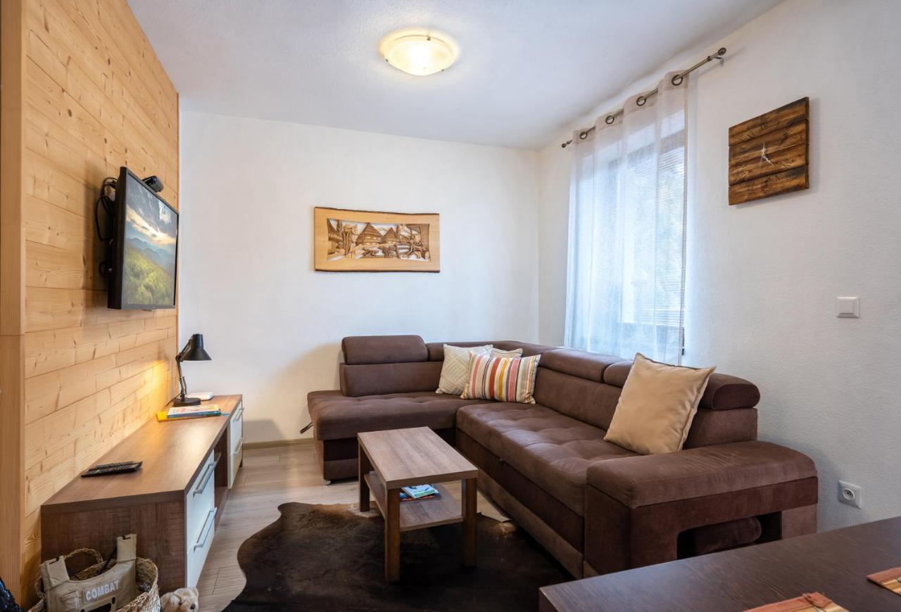 Apartment Anna Chopok, 1 110 M, Highest In Central Europe, On A Hiking Trail To Dumbier Demanovska Dolina Bagian luar foto