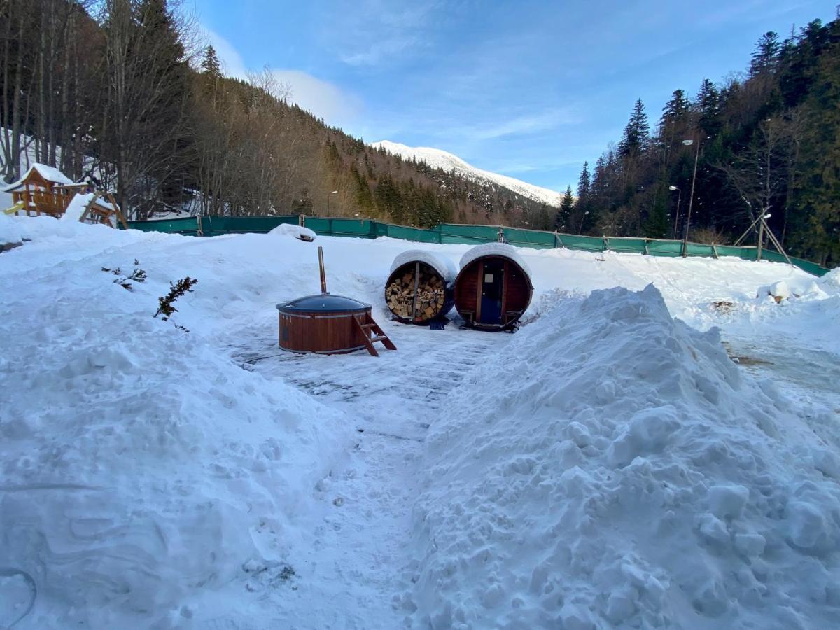 Apartment Anna Chopok, 1 110 M, Highest In Central Europe, On A Hiking Trail To Dumbier Demanovska Dolina Bagian luar foto