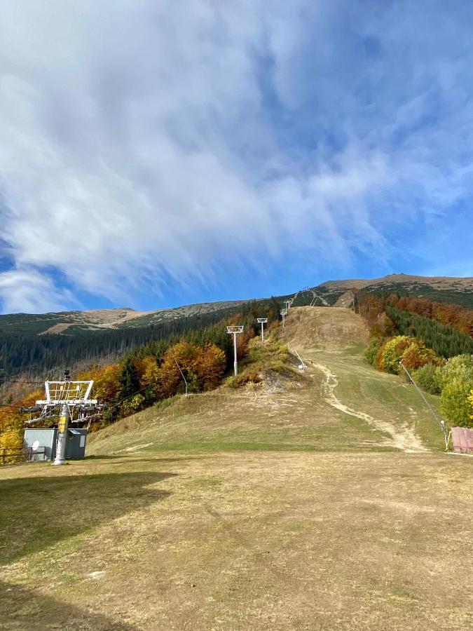 Apartment Anna Chopok, 1 110 M, Highest In Central Europe, On A Hiking Trail To Dumbier Demanovska Dolina Bagian luar foto