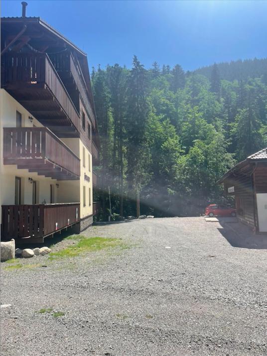 Apartment Anna Chopok, 1 110 M, Highest In Central Europe, On A Hiking Trail To Dumbier Demanovska Dolina Bagian luar foto